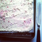 spreading peppermint bakr